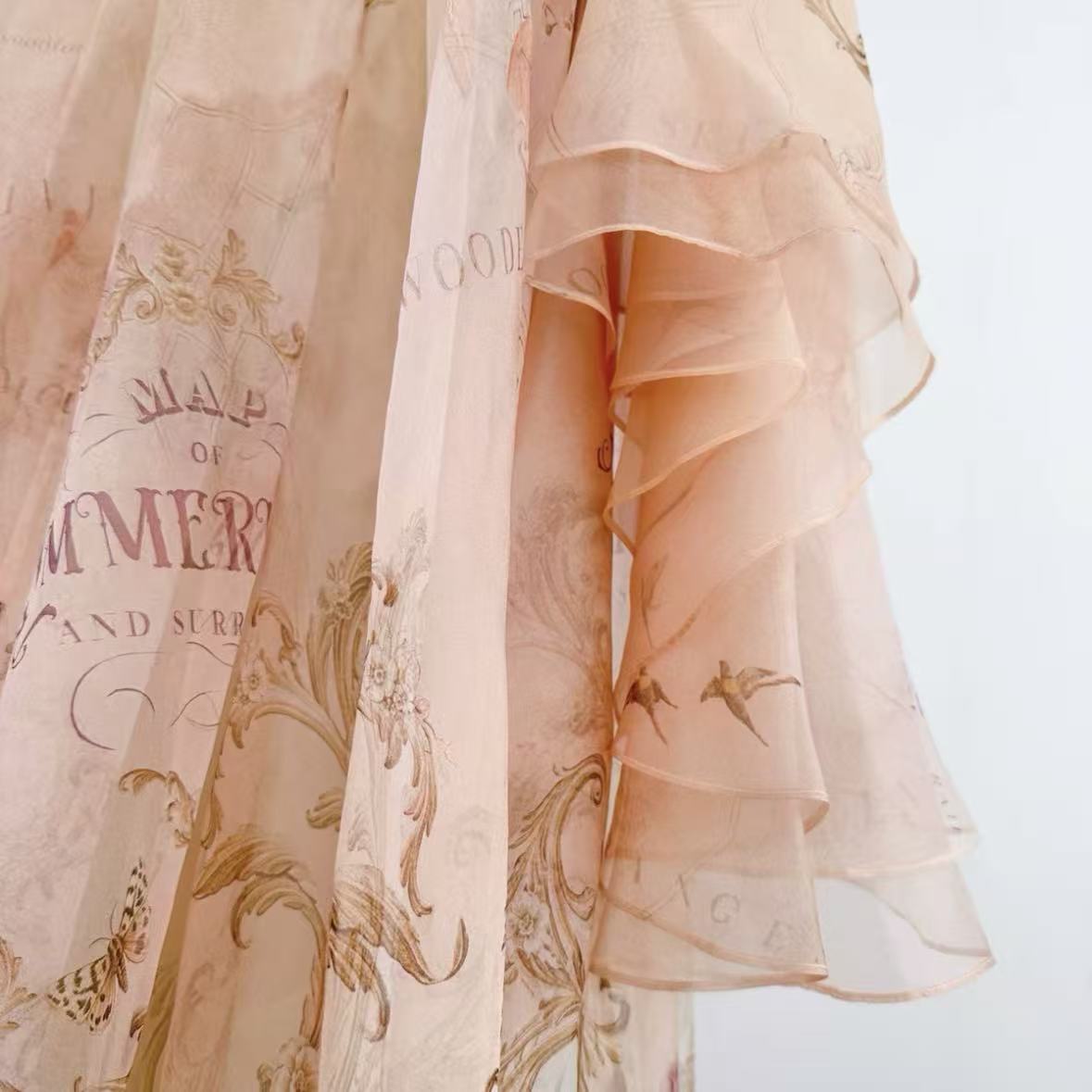 Peach Retro Baroque Print Maxi Dress | Lace Stand-Collar Ruffled-Sleeve Dress